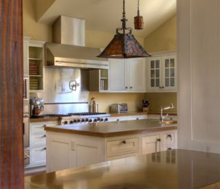 white kitchen